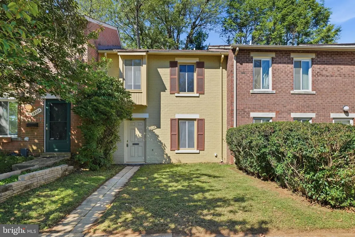 19306 Thomas Farm Rd, Gaithersburg, MD 20886 - #1