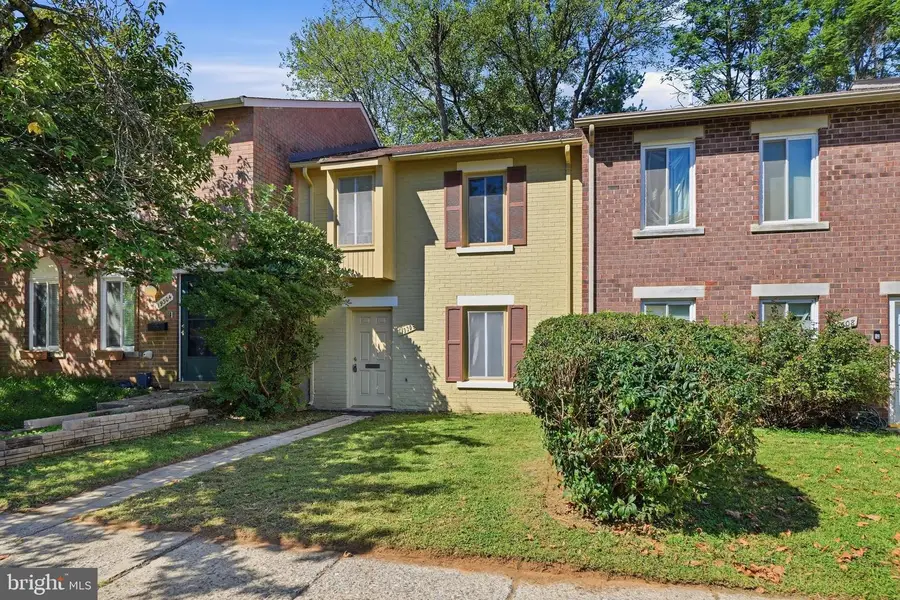19306 Thomas Farm Rd, Gaithersburg, MD 20886 - #2