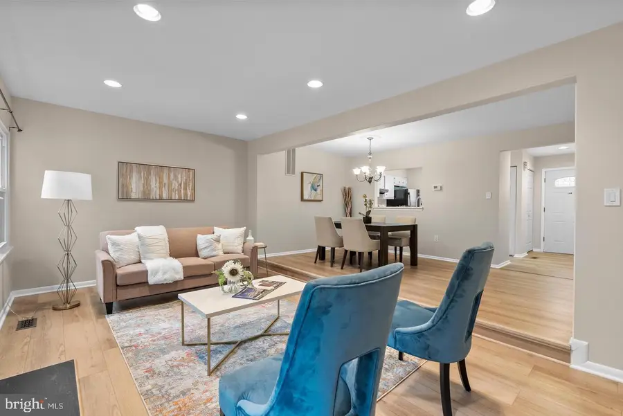 11735 Summer Oak Dr, Germantown, MD 20874 - #3