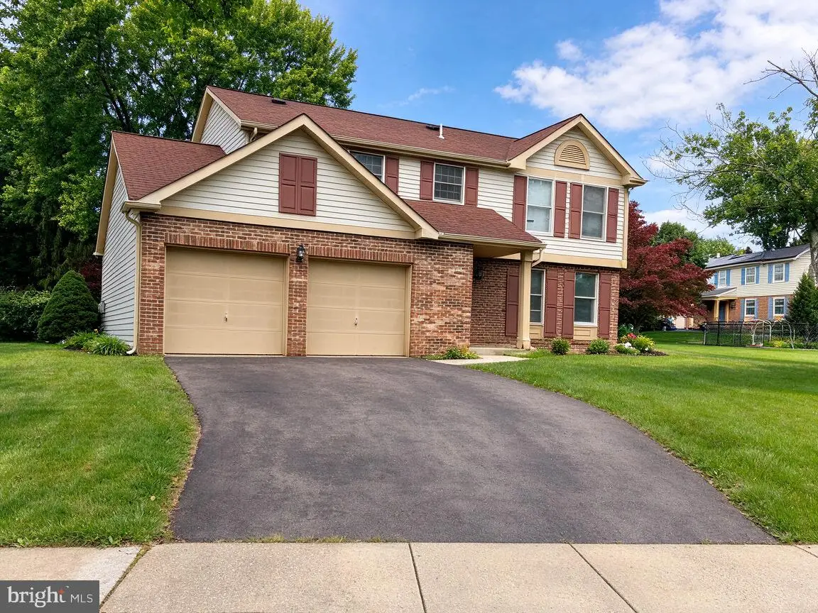 20436 Watkins Meadow Dr, Germantown, MD 20876 - #1