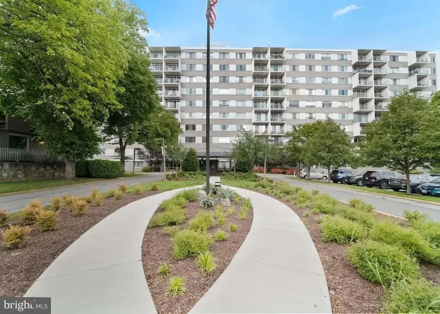 4977 Battery Ln #807, Bethesda, MD 20814 - #2
