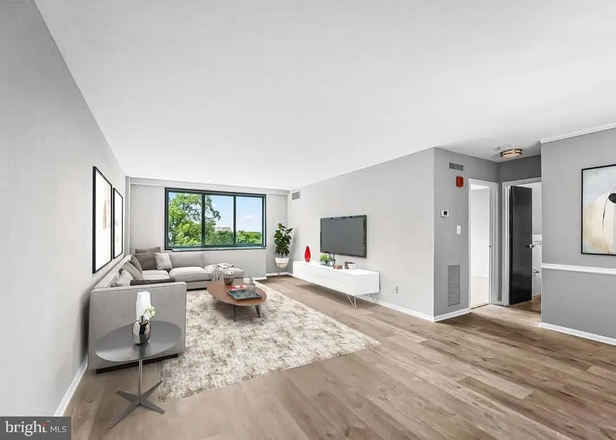 4977 Battery Ln #807, Bethesda, MD 20814 - #3