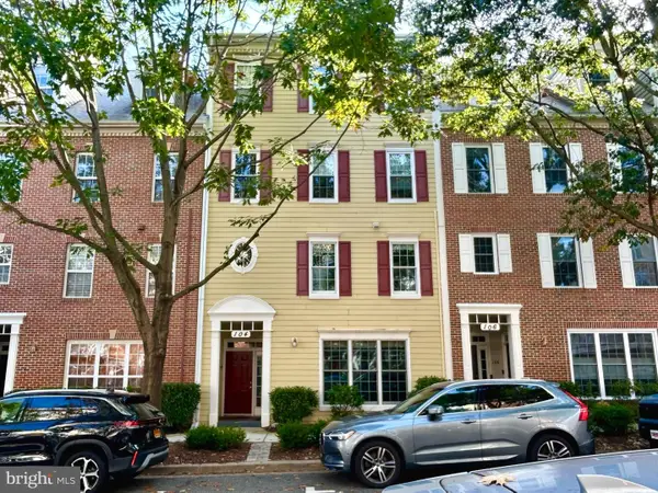 104 Bucksfield Rd #104, GAITHERSBURG, MD 20878