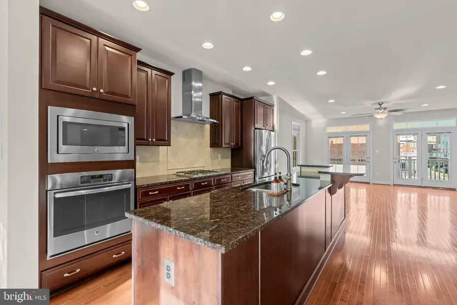 419 Parkview Ave, Gaithersburg, MD 20866 - #3