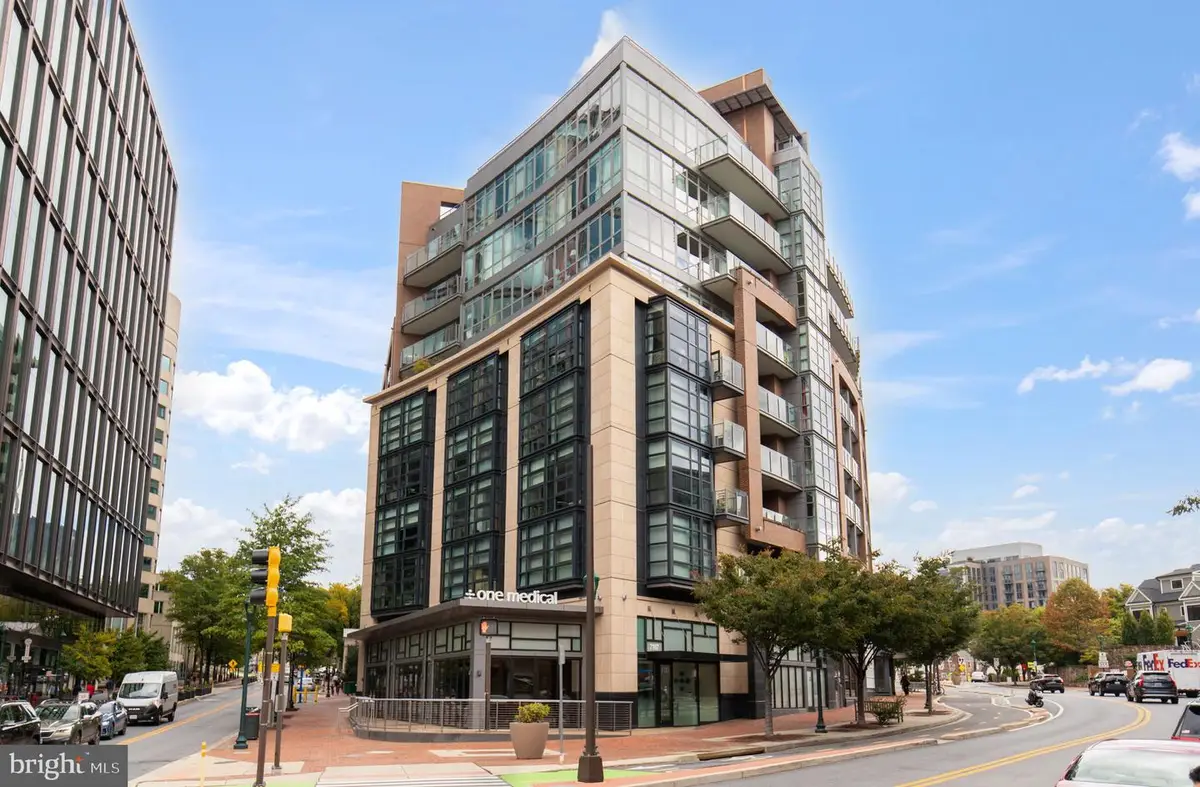 7171 Woodmont Ave #807, Bethesda, MD 20815 - #1