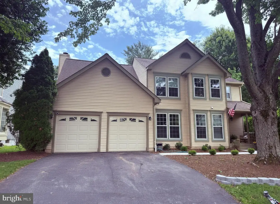 18807 Lindenhouse Rd, Gaithersburg, MD 20879 - #1
