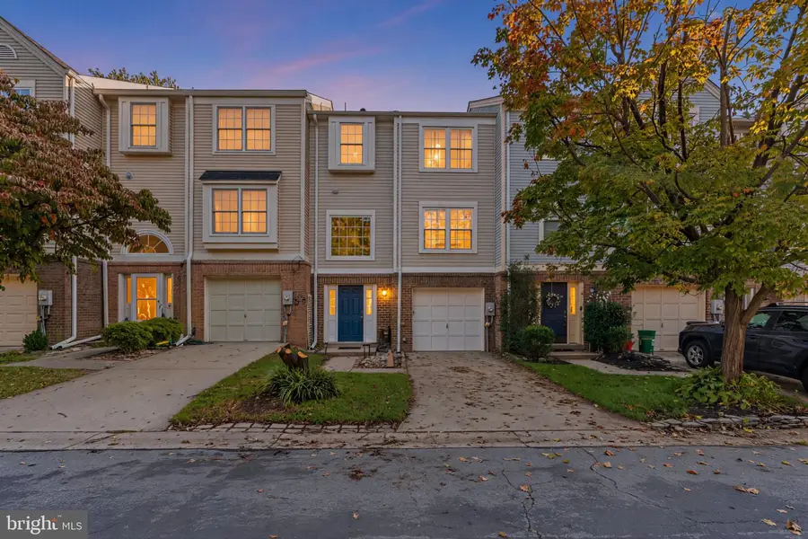 8107 Hallmark Pl E, Gaithersburg, MD 20879 - #2