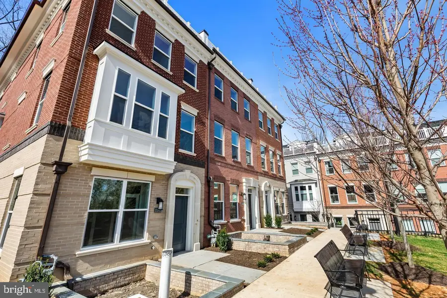 10302 Grosvenor Pl, Rockville, MD 20852 - #2