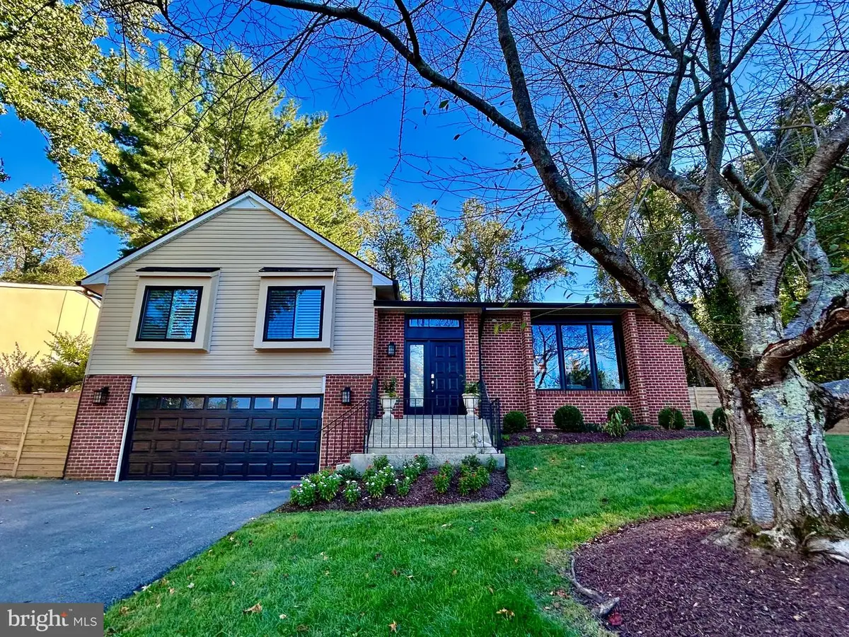 10916 Broad Green Ter, Potomac, MD 20854 - #1