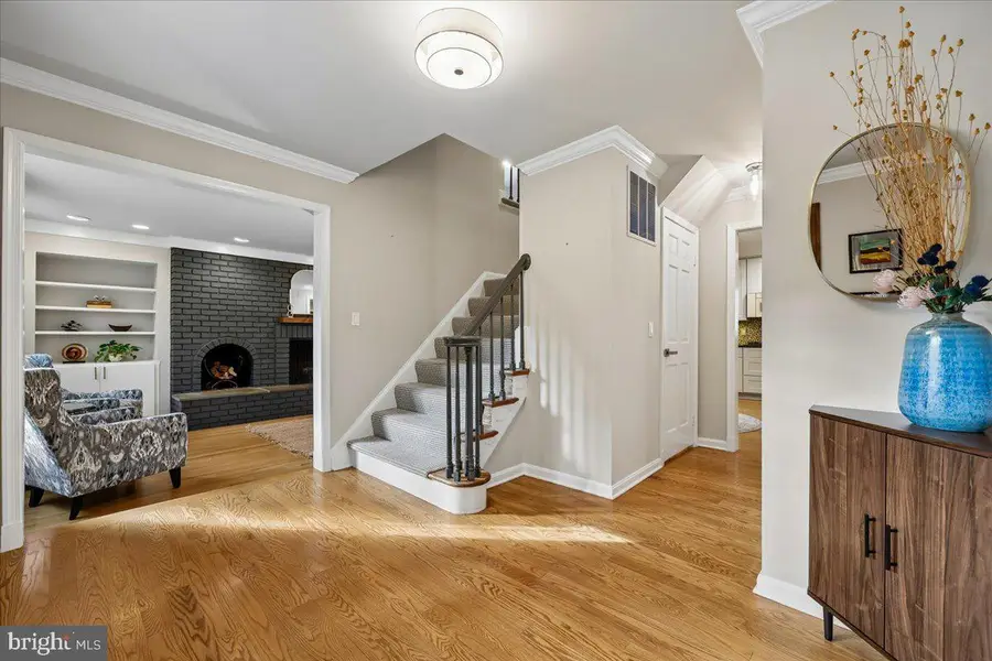 9007 Shad Ln, Potomac, MD 20854 - #3