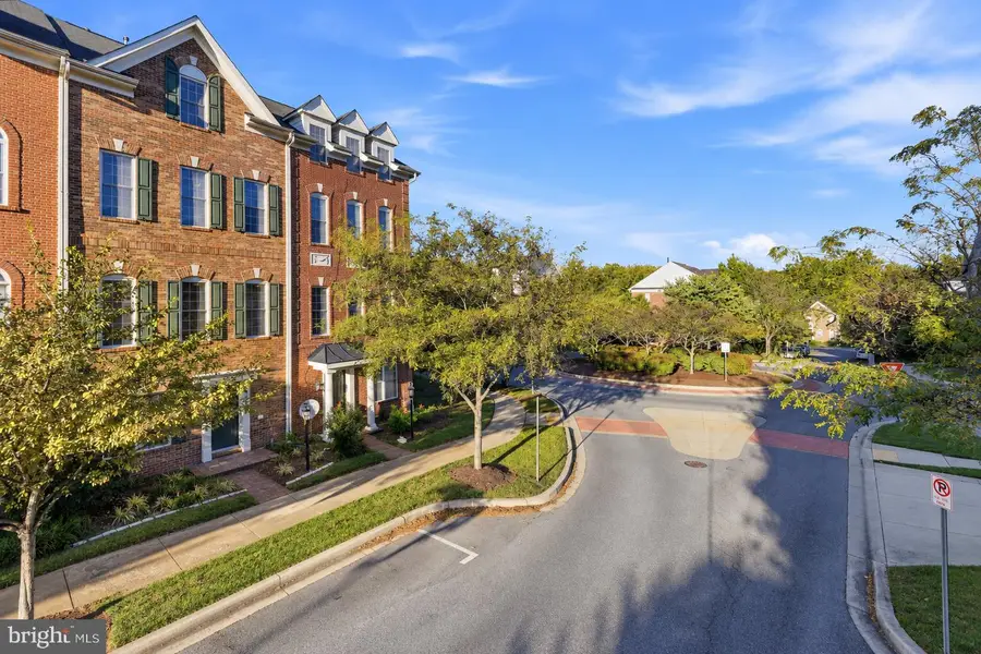 658 Raven Ave, Gaithersburg, MD 20877 - #2