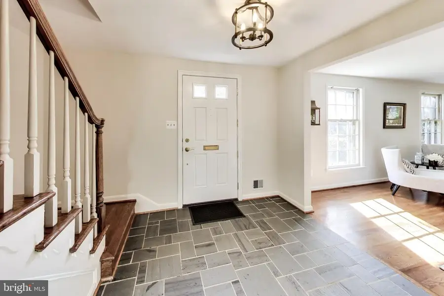 1409 Fallsmead Way, Potomac, MD 20854 - #3