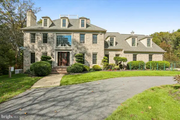 11612 Lake Potomac Dr, POTOMAC, MD 20854