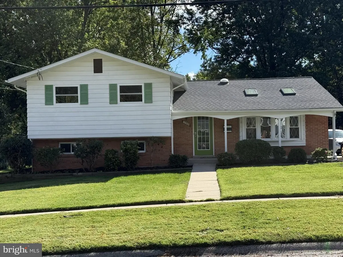 1009 Downs Dr, Silver Spring, MD 20904 - #1