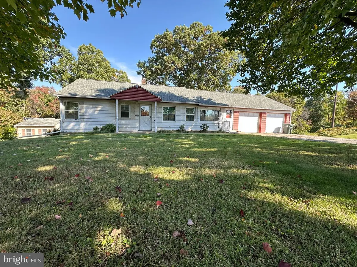 10421 Bethesda Church Rd, Damascus, MD 20872 - #1