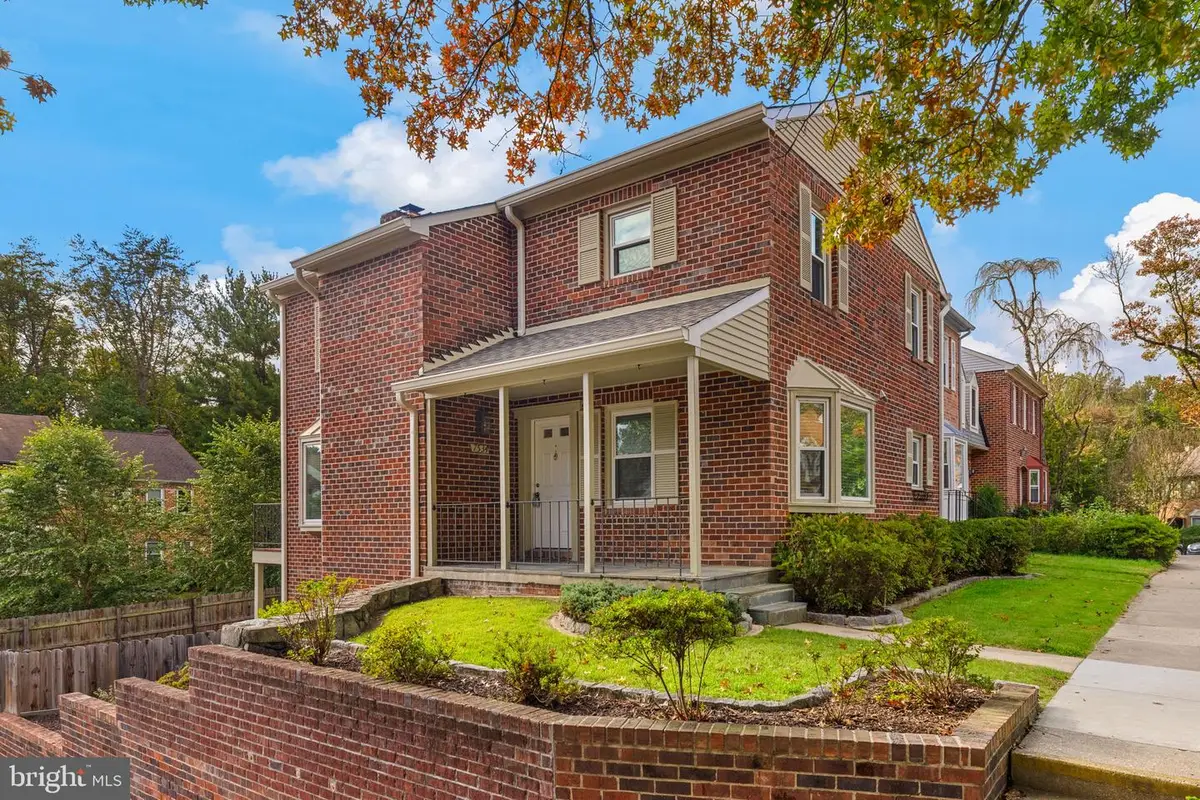 7534 Coddle Harbor Ln, Potomac, MD 20854 - #1