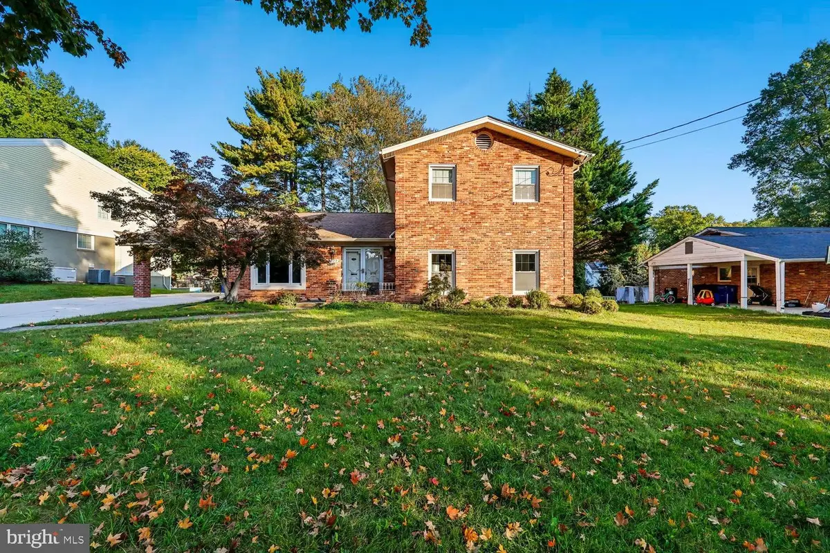 929 Clintwood Dr, Silver Spring, MD 20902 - #1