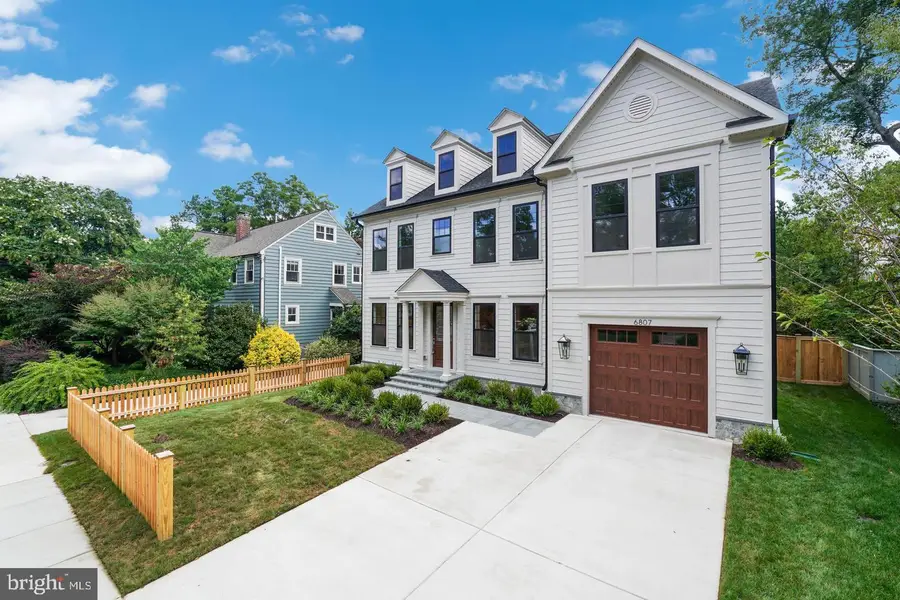 6807 Georgia St, Chevy Chase, MD 20815 - #2