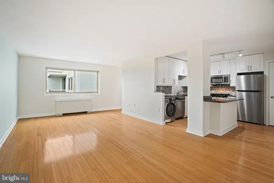 7333 New Hampshire Ave #ph16 S, Takoma Park, MD 20912 - #3
