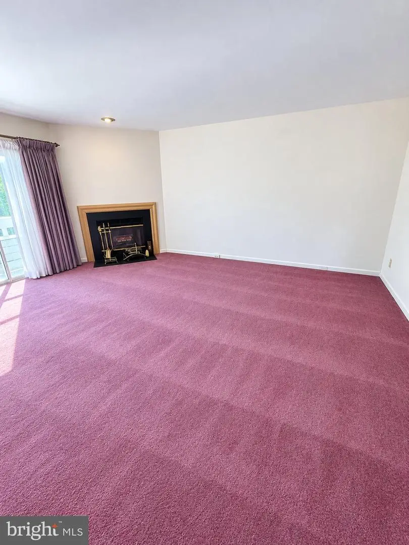9867 Dockside Ter, Gaithersburg, MD 20886 - #3