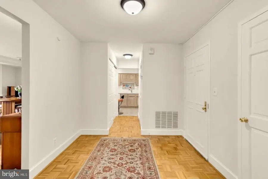 8101 Connecticut Ave #c400, Chevy Chase, MD 20815 - #2