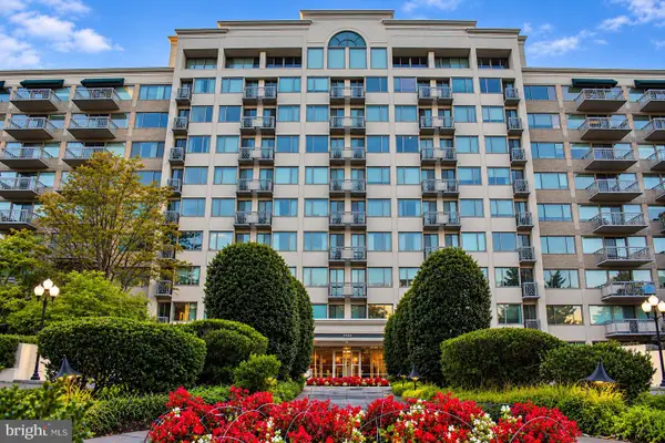 5450 Whitley Park Ter #612, BETHESDA, MD 20814