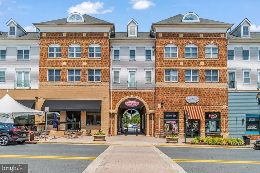 801 Pleasant Dr #80104 Or Unit 4, Rockville, MD 20850 - #2