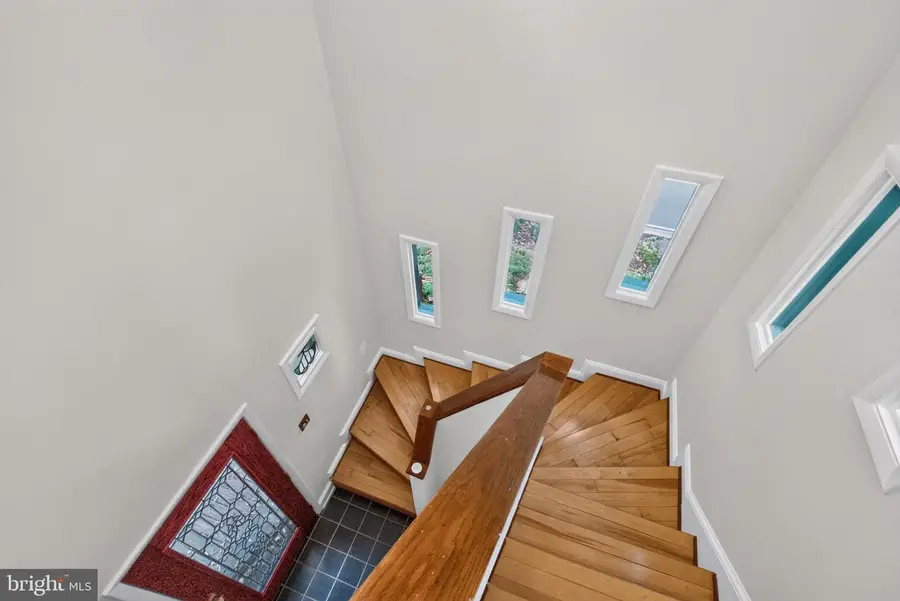 311 Philadelphia Ave, Takoma Park, MD 20912 - #2