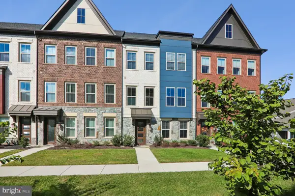 22163 Orchard Oriole Aly, CLARKSBURG, MD 20871
