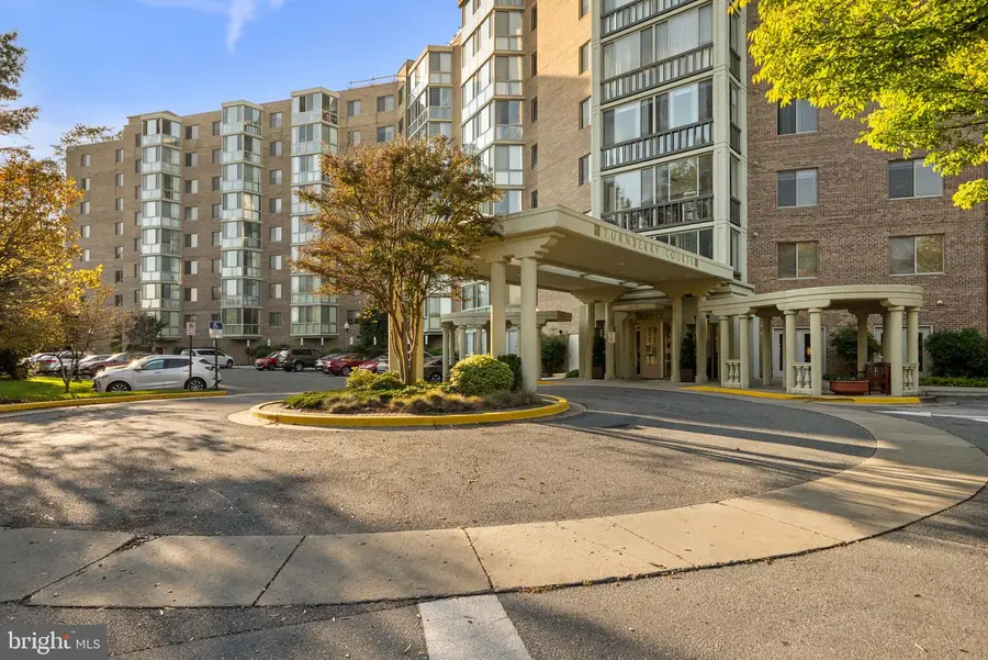 3005 S Leisure World Blvd #111, Silver Spring, MD 20906 - #2