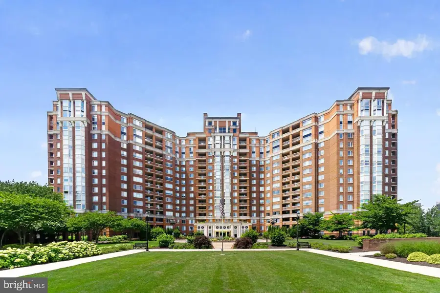 5809 Nicholson Ln #604, Rockville, MD 20852 - #2