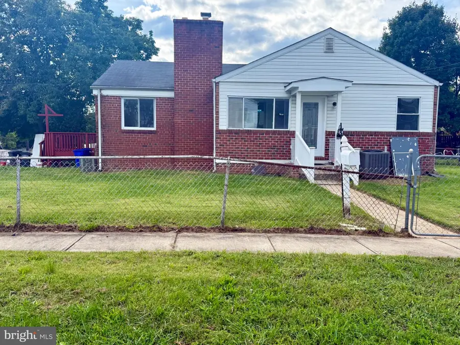 9700 Merwood Ln, Silver Spring, MD 20901 - #2