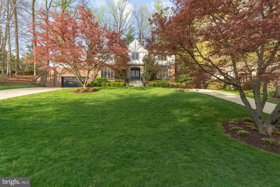 7204 Loch Lomond Dr, Bethesda, MD 20817 - #3