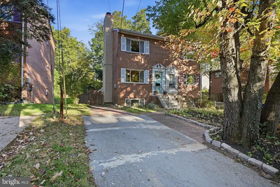 8203 Roanoke Ave, Takoma Park, MD 20912 - #3