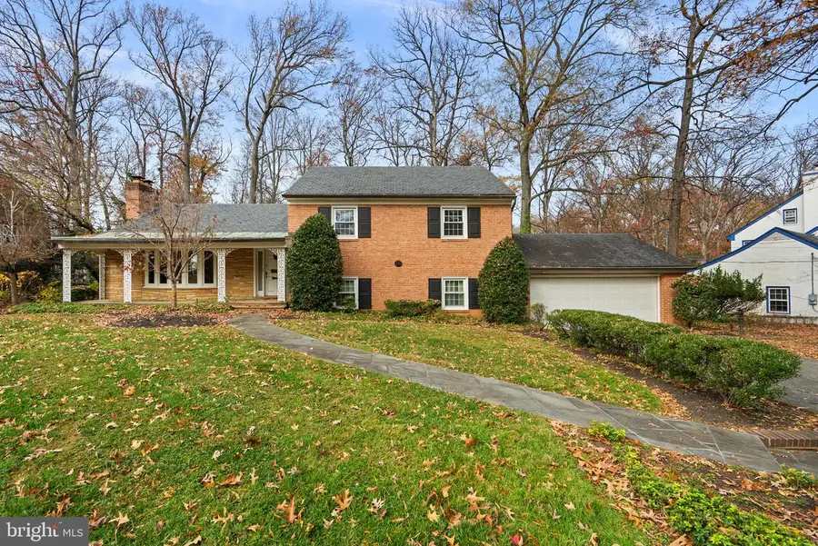 3804 Calverton Dr, Hyattsville, MD 20782 - Image #3