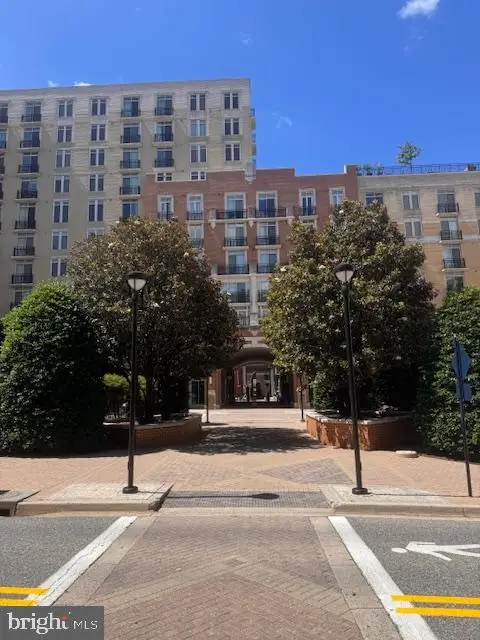 Address Withheld By Seller, OXON HILL, MD 20745