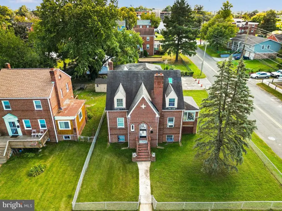 4813 Towne Park Rd, Suitland, MD 20746 - Image #2