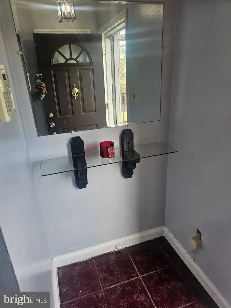 6418 Elliott Pl, Hyattsville, MD 20783 - Image #2