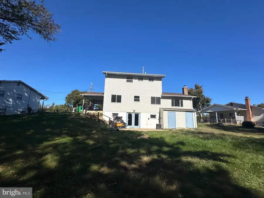 7512 Greer Dr, Fort Washington, MD 20744 - Image #3