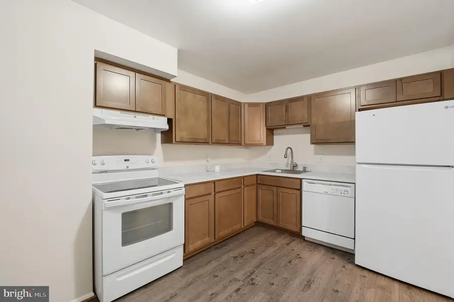 6120 Brandyhall Ct, Fort Washington, MD 20744 - Image #2