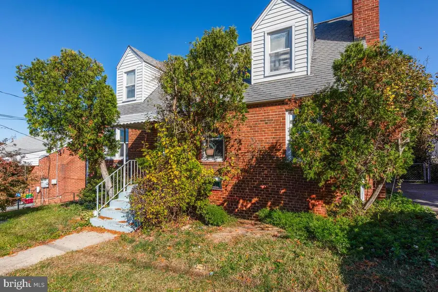710 Somerset Pl, Hyattsville, MD 20783 - Image #3