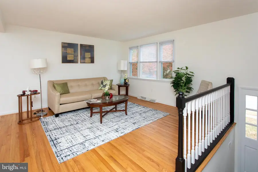 10003 Armor Ct, Clinton, MD 20735 - Image #2