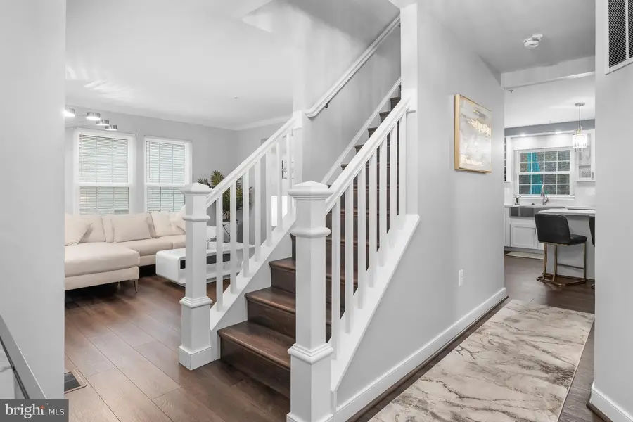 10106 Goldfinch Ct, Clinton, MD 20735 - Image #2