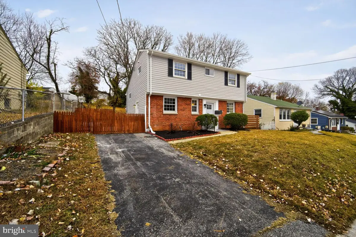 404 Kerby Hill Rd, Fort Washington, MD 20744 - Image #1
