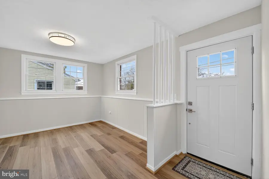 404 Kerby Hill Rd, Fort Washington, MD 20744 - Image #2