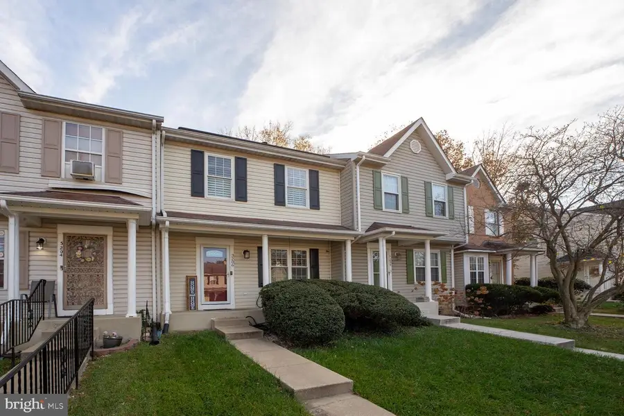 3206 Forest Run Dr, District Heights, MD 20747 - Image #2