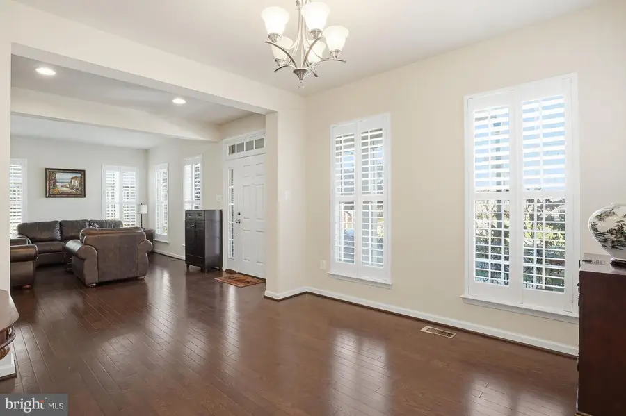 7207 Maisson Ridge Cir, Beltsville, MD 20705 - Image #3