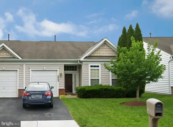 9903 Goldenwood Ct, UPPER MARLBORO, MD 20772