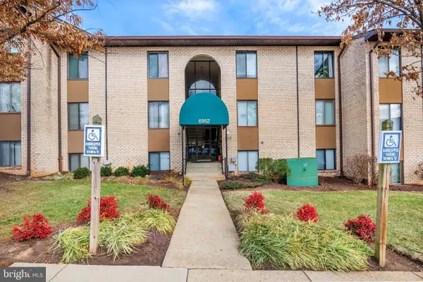 6952 Hanover Pkwy #2 (#200), GREENBELT, MD 20770
