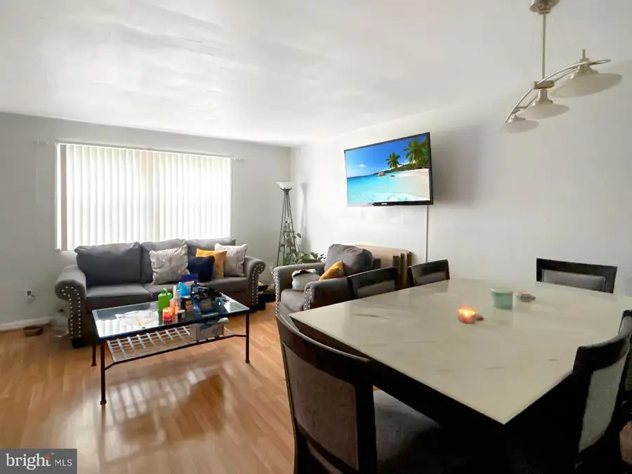 610 Hampton Dr, Oxon Hill, MD 20745 - Image #2